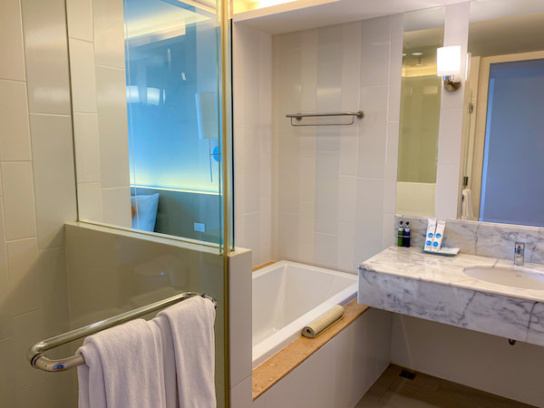 ハイシア ホアヒン ホテル（Hisea Huahin Hotel）の客室バスルーム