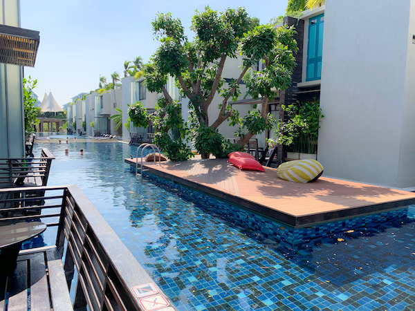 レッツシーホアヒン アルフレスコ リゾート（Let's Sea Hua Hin Al Fresco Resort）のプール４