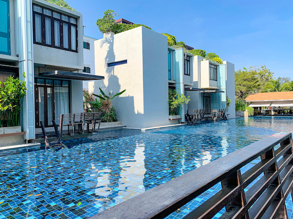 レッツ シー フアヒン アルフレスコ リゾート（Let's Sea Hua Hin Al Fresco Resort）のプール３