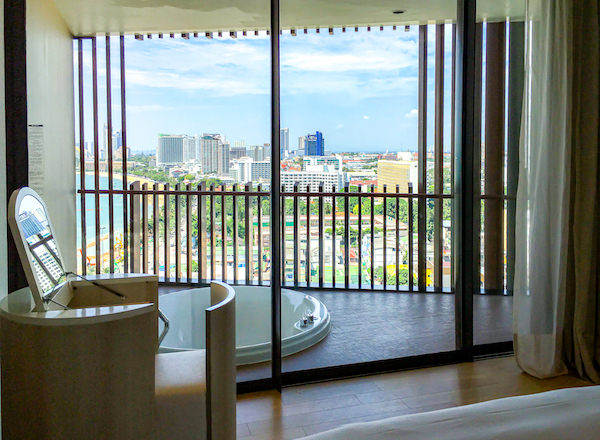 ヒルトン パタヤ (Hilton Pattaya)のバルコニー
