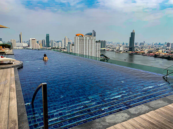 アヴァニ リバーサイド バンコク ホテル（Avani Riverside Bangkok Hotel）のプール３