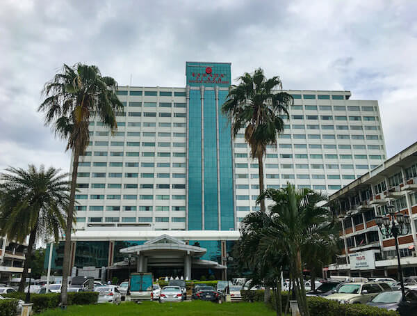 ラマダ プラザ バンコク メナム リバーサイド（Ramada Plaza Bangkok Menam Riverside）の外観