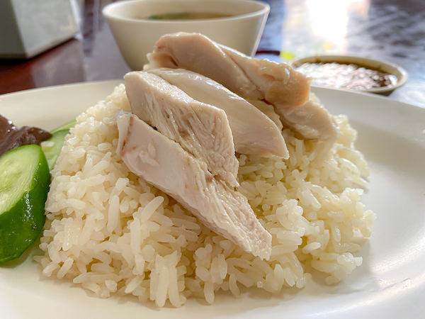 カオマンガイ ジェーイー（Jea Yee Chicken Rice）のカオマンガイ