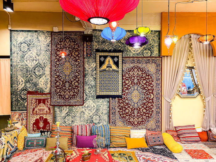 アグラバーカフェ（agrabahcafe）のトルコ絨毯