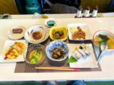 パタヤにあるエミさんの食堂で食べた300バーツの日本食コース料理