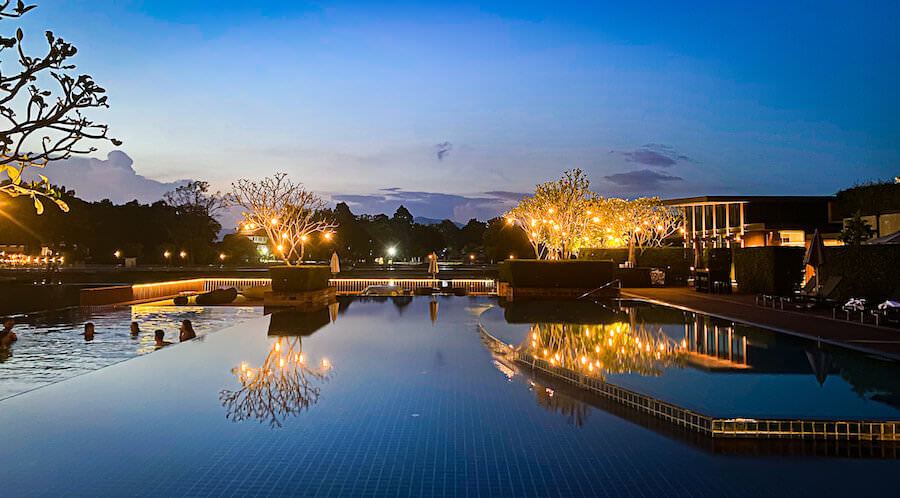 ル メリディアン チェンライ リゾート（Le Meridien Chiang Rai Resort）のインフィニティプール２