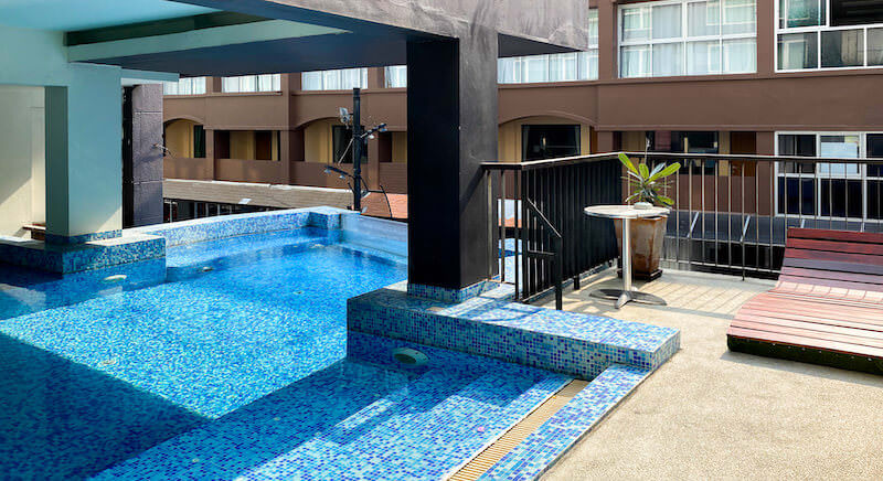 アヤブティックホテル パタヤ（Aya Boutique Hotel Pattaya）のプール２