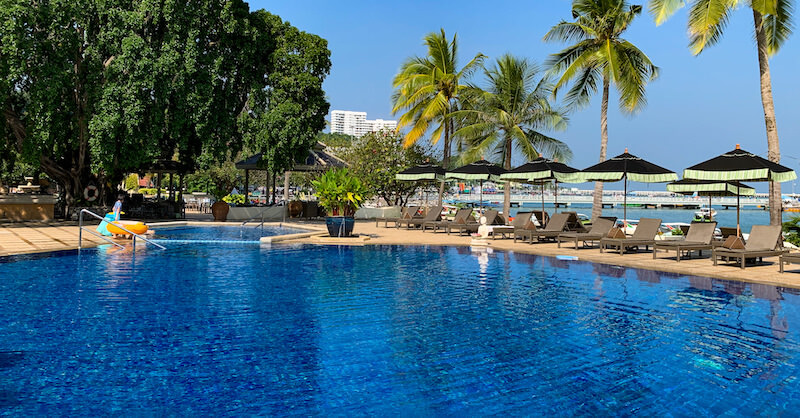 サイアムベイショアリゾートパタヤ（Siam Bayshore Resort Pattaya）のオーシャンビュープール