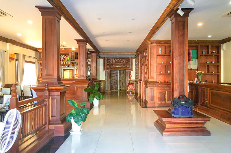 チャイラ アンコール ホテル (Chayra Angkor Hotel)のエントランスロビー