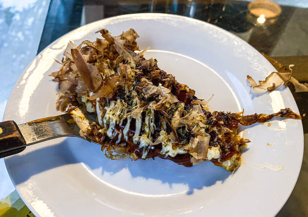 お好み焼き居酒屋 十兵衛 （Okonomiyaki Izakaya Juubee）で食べた大阪風お好み焼き２