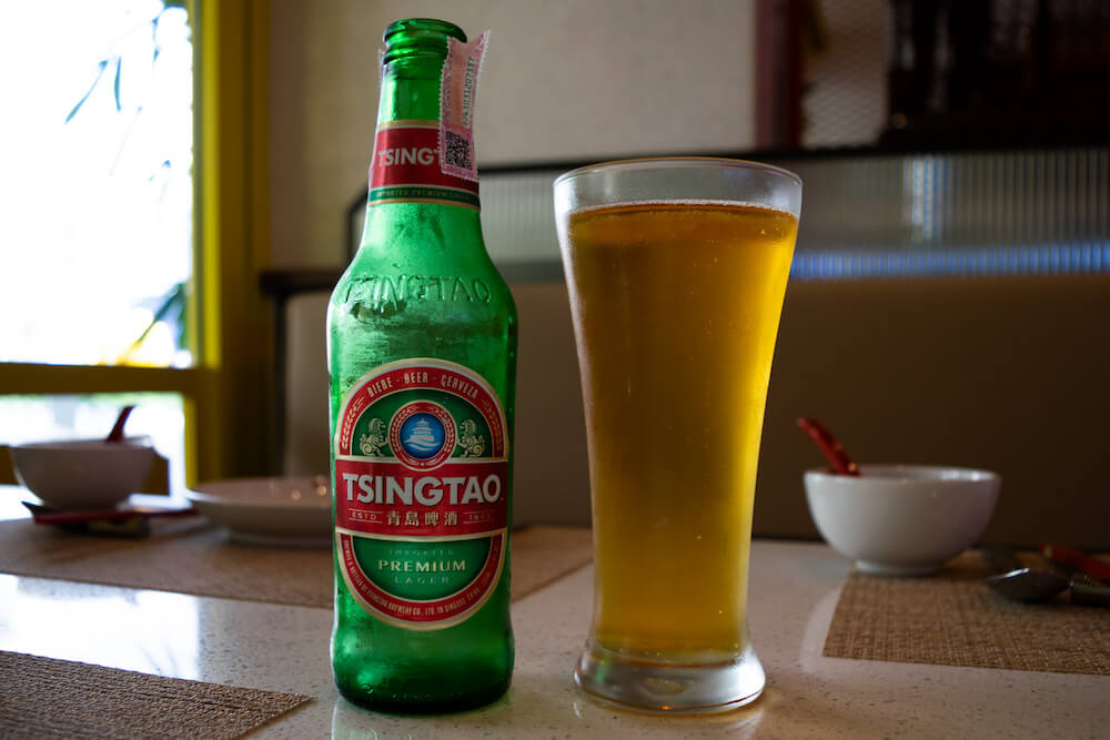 ムード ホテル パタヤ（Mood Hotel Pattaya）併設のレストラン「Dragon Belly」で飲んだ青島ビール（Tsingtao Beer）