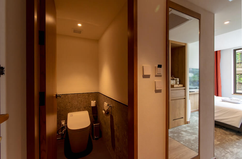 相鉄グランドフレッサバンコク（Sotetsu Grand Fresa Bangkok）スタンダード ダブルルーム（Standard Double）のトイレ