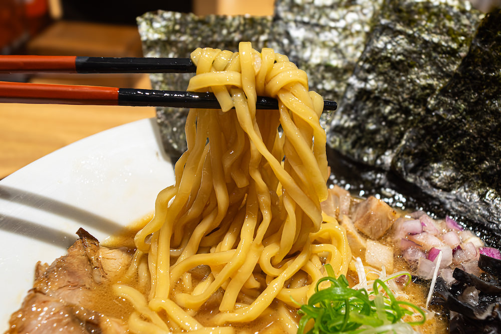 階杉ラーメン・バンコク（Kaisugi Ramen Bangkok）で食べた特製豚骨醤油ラーメン２