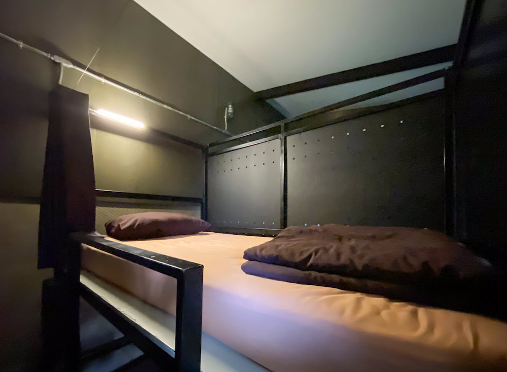 エリア81ハイドアウトホステル（AREA81 HIDEOUT Hostel）のドミトリーベッド