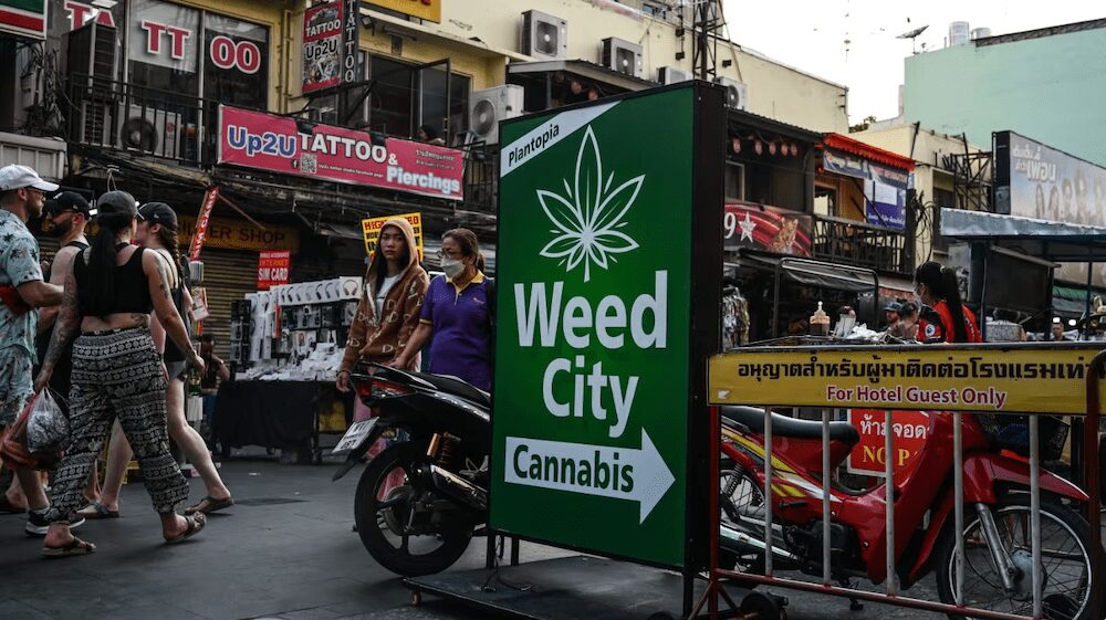 カオサン通りの大麻ショップ