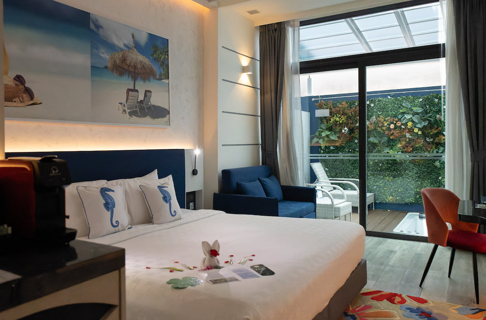 ホテルクローバーパトンプーケット（Hotel Clover Patong Phuket）のデラックス（ジャグジー付き）客室