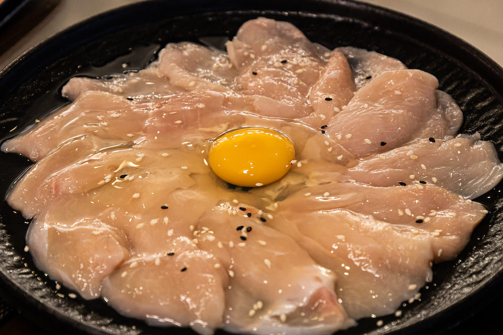 ホテルクローバーパトンプーケット（Hotel Clover Patong Phuket）のレストランで食べたチムチュムの具材１