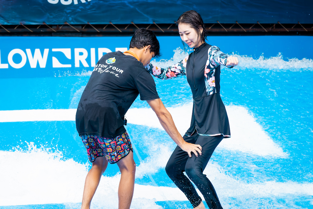 ホテルクローバーパトンプーケット（Hotel Clover Patong Phuket）目の前の「サーフハウスパトン」でサーフィンを体験２
