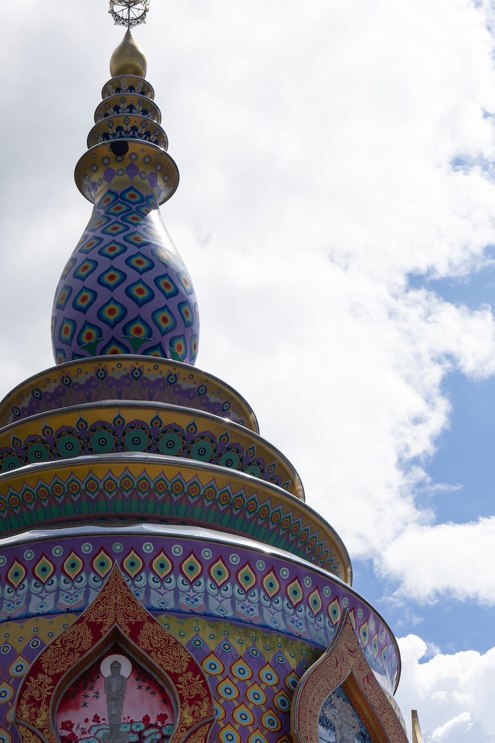 チェンライのワットタートーン