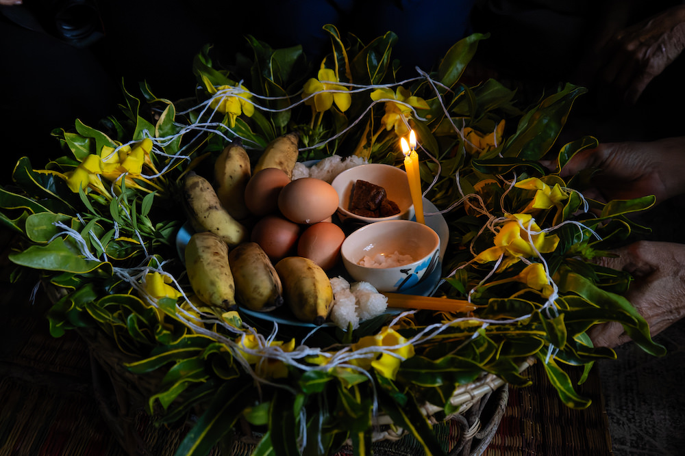 ワンパイ村でのタイルー族による歓迎の儀式２