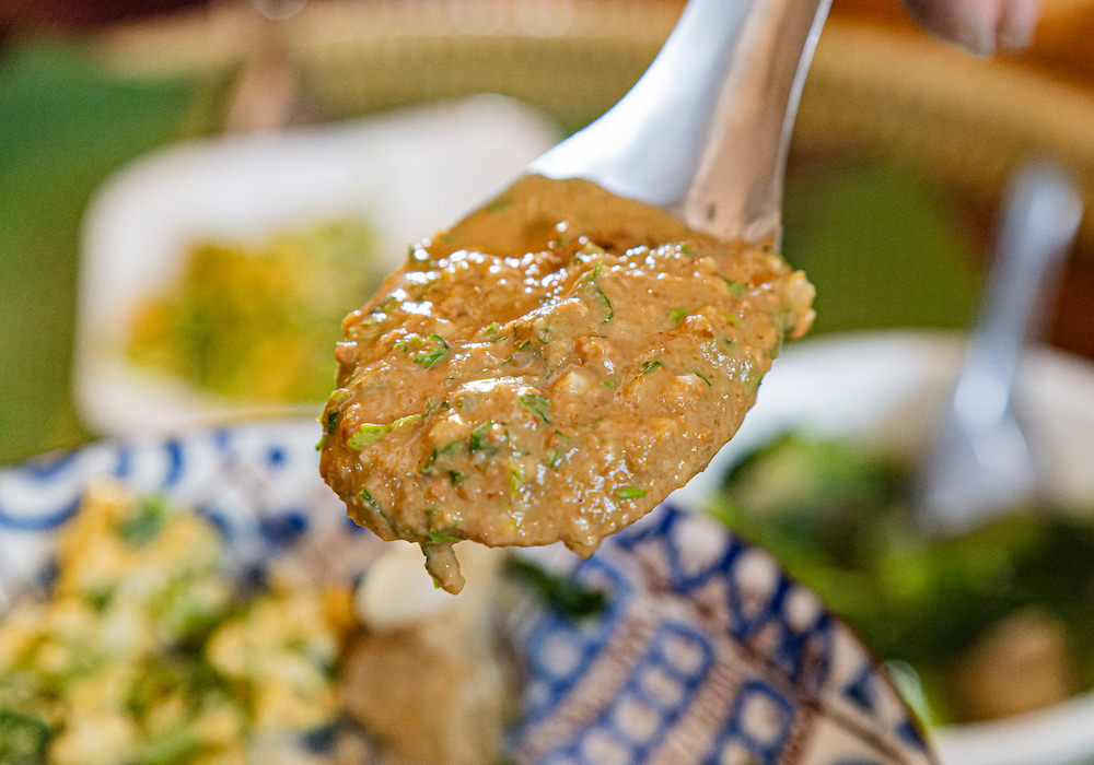 タイルー族の村で食べた納豆のナムプリック