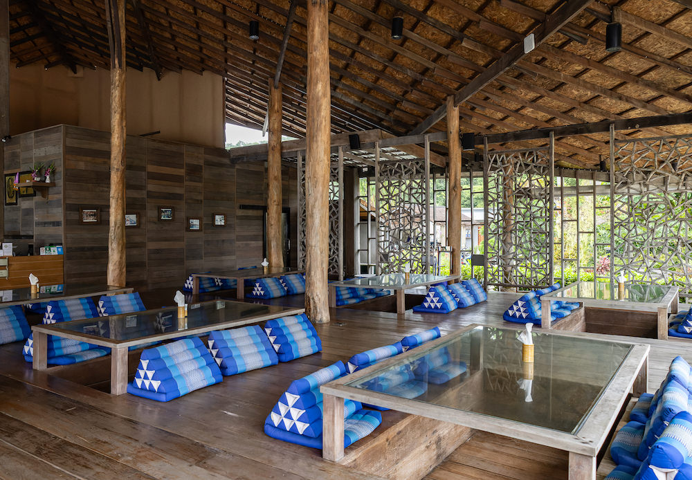 Baan Ploy Samed Restaurant 