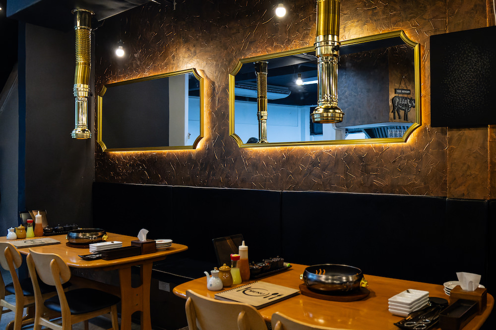 Tokyo Grill 31 炉庵離れの店内２