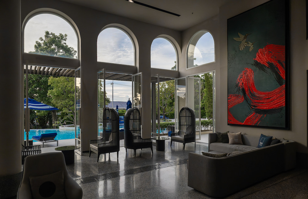 クロス パタヤ プラタムナック（Cross Pattaya Pratamnak）のコロニアル様式ロビー