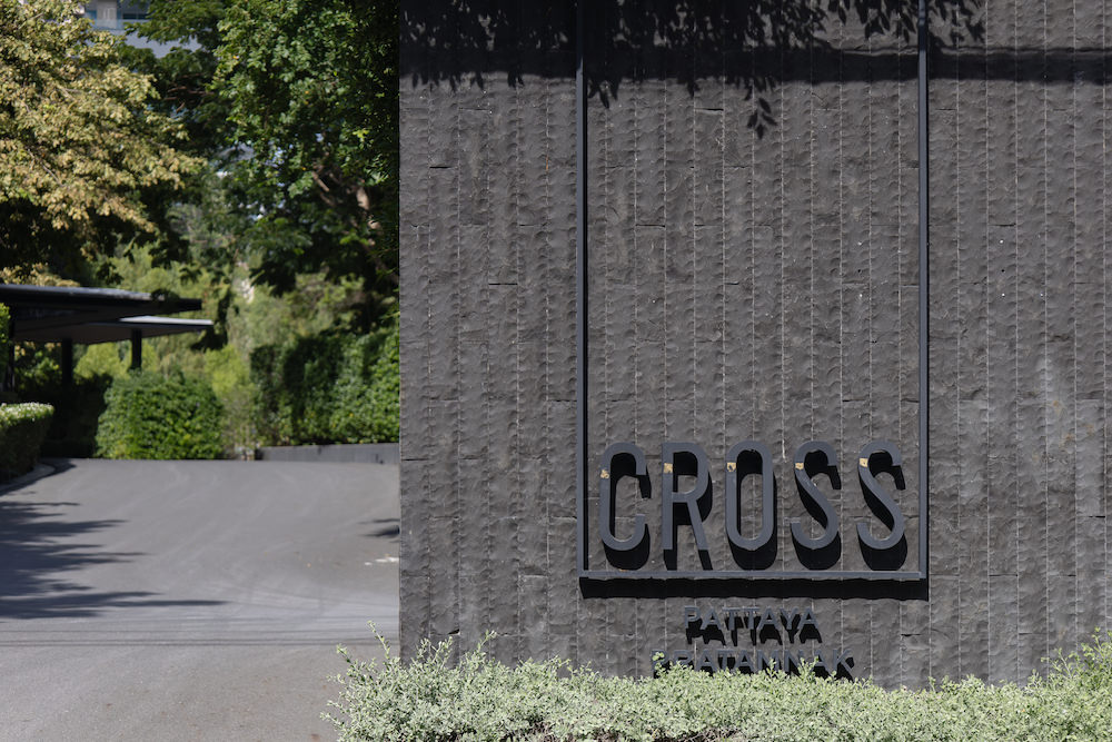 クロス パタヤ プラタムナック（Cross Pattaya Pratamnak）の入り口