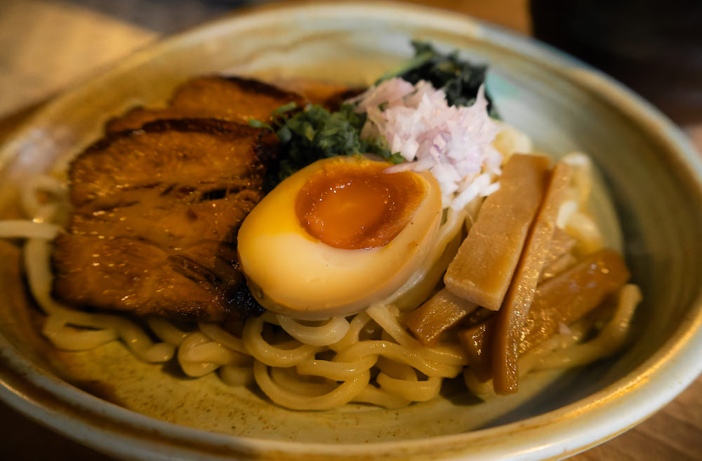 バンコク・サムセン通りの古民家日本食店「372 Ramen And Sake」で食べたつけ麺