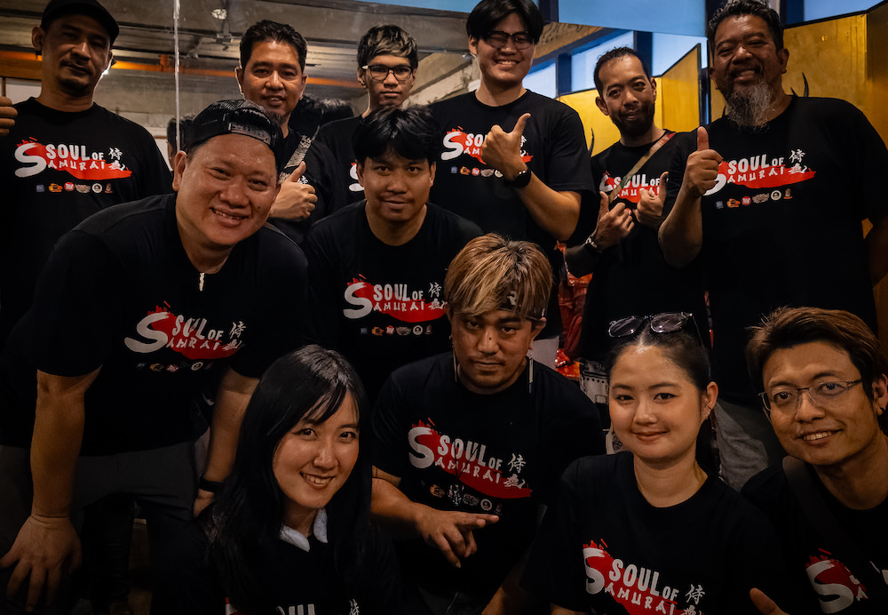 Siam Samurai Club(サイアム 侍 クラブ)のメンバー達2