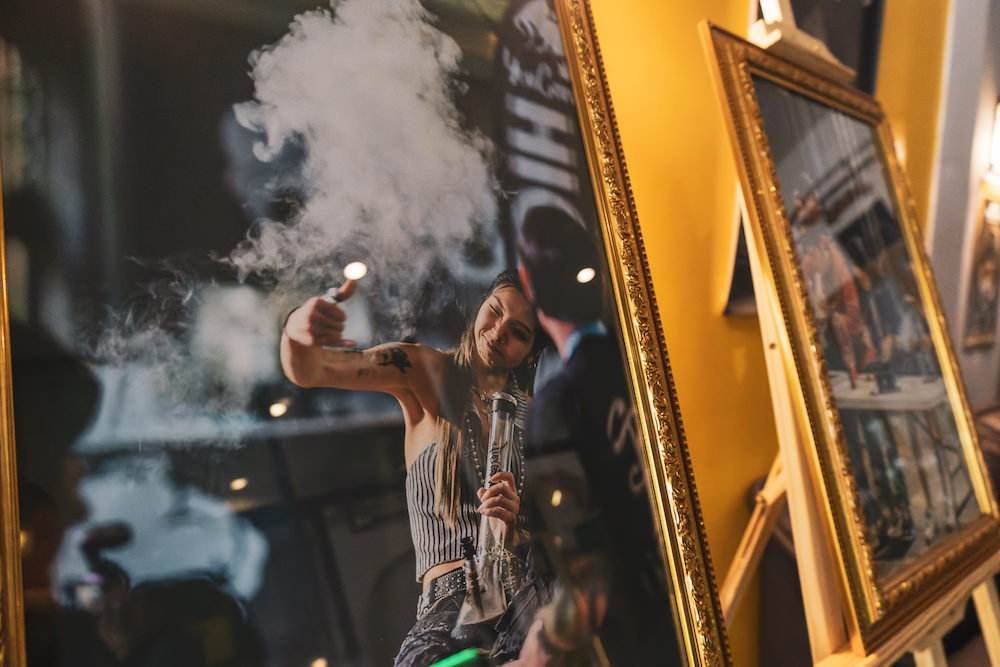 写真家・油屋憲司氏のチェンマイでの写真ギャラリー４