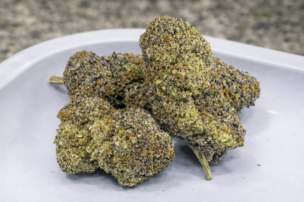 チュー チュー ヘンプ ウィード ショップ(Choo Choo Hemp Weed Shop)で販売されているGMS / THC1:CBD1(4A+)