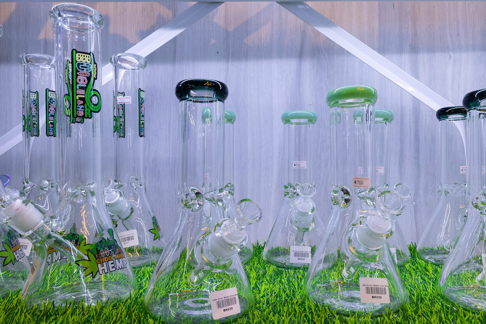 タイ・バンコクのエディブル専門店「Edibleland」で販売されているボング