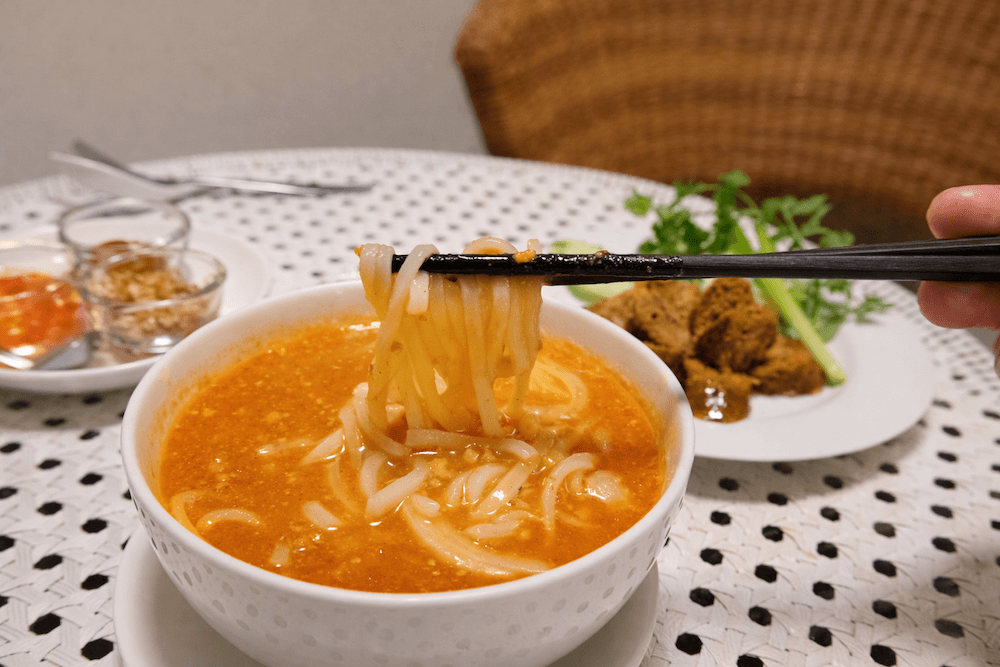 チェンマイのリゾートホシハナ（Resort Hoshihana）で食べたタイヤイ麺