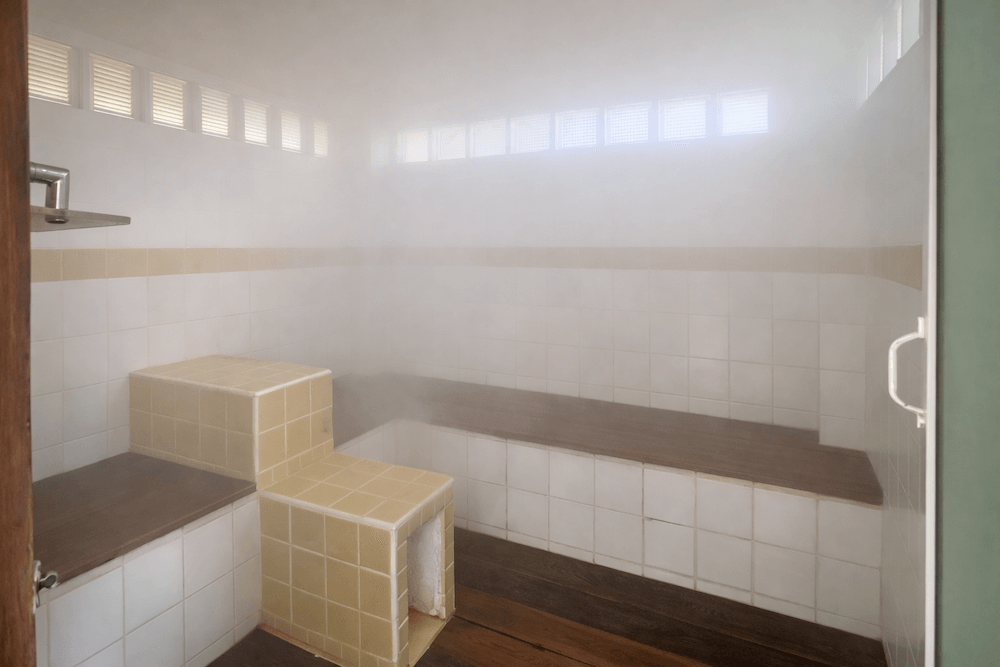 チェンマイのリゾートホシハナ(Resort Hoshihana)の薬草ハーブサウナ室