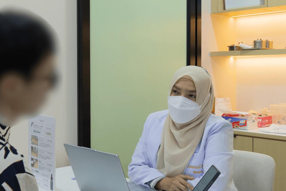 ウェルネスプログラムで問診を受けるはいちるさん