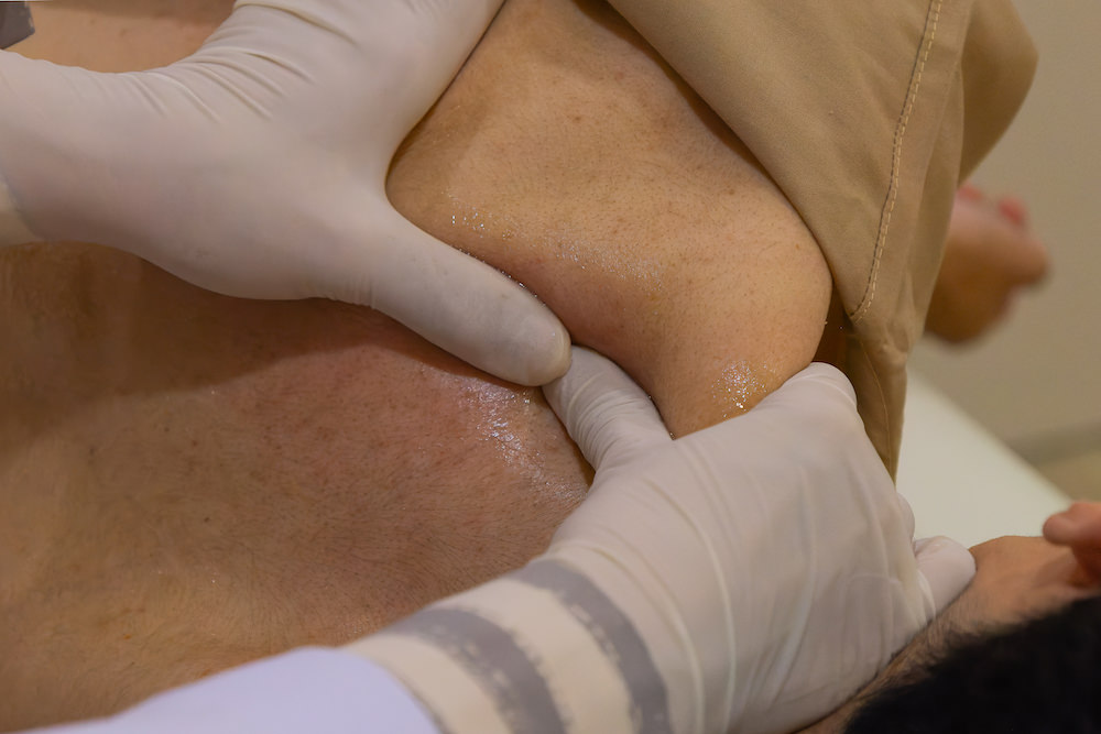 greeus clinic bkk(グリース クリニック バンコク)のCBDマッサージ3