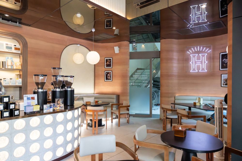 パタヤのノマドカフェ「Hey Coffee North Pattaya」の1階