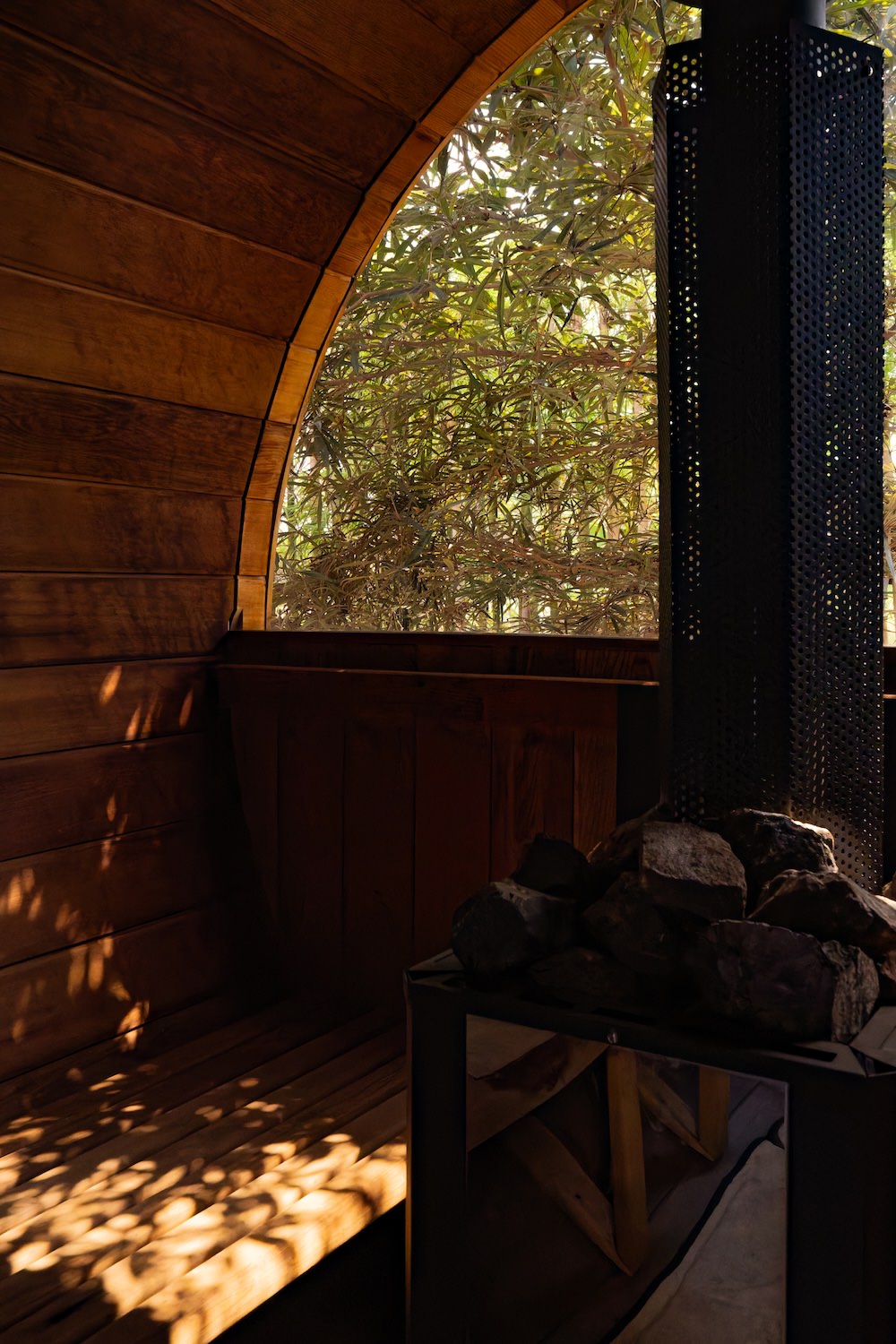 パタヤのプライベートバレルサウナ「TotonouNippon」のサウナ室2