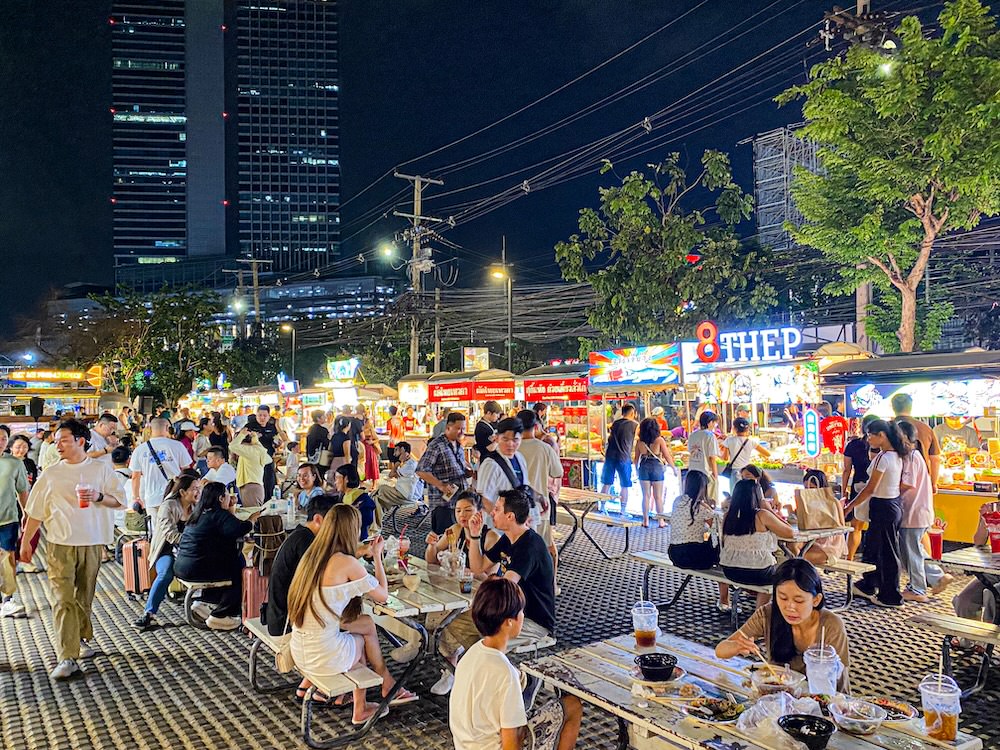 ジョッドフェアーズ ナイトマーケット(JODD FAIRS Night Market)