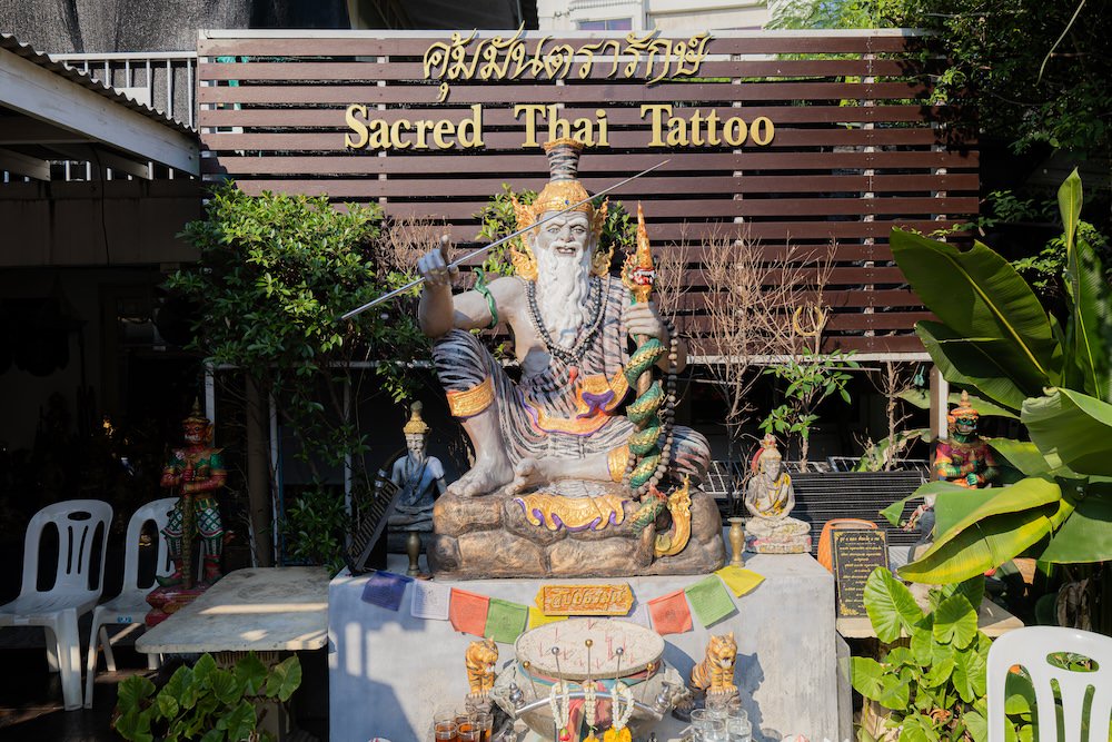 バンコクのサクヤンスタジオ「Ajahn Neng Sak Yant Tattoo」