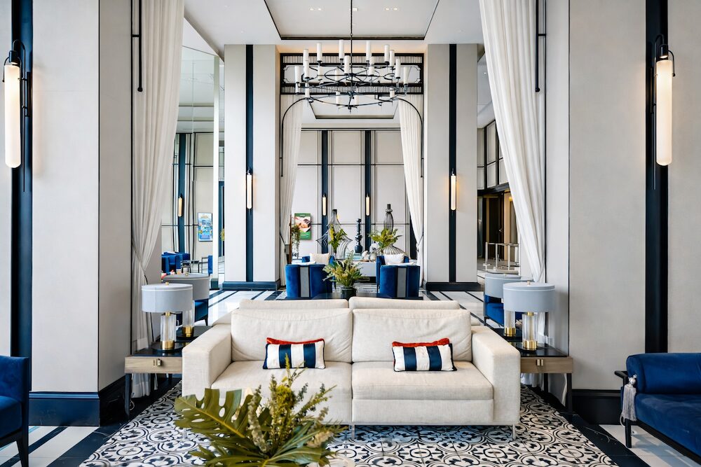 サマセットパタヤのエントランスロビー