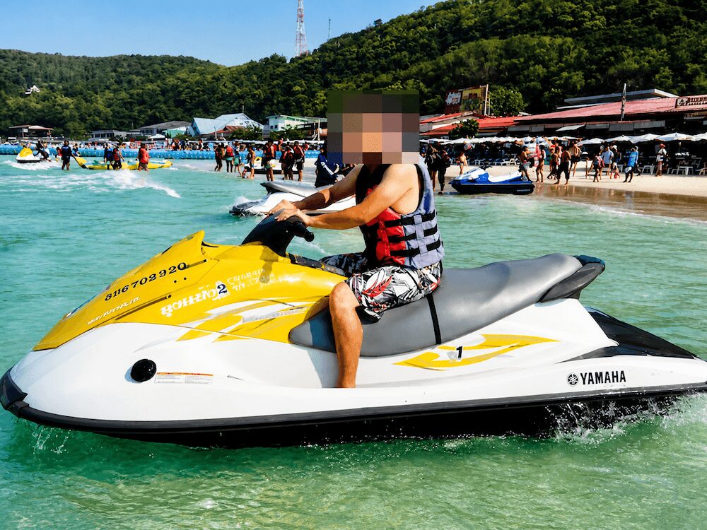 ラン島でのジェットスキー