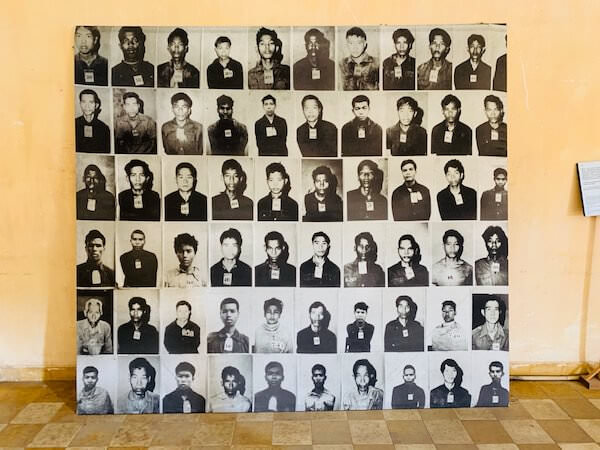 反革命分子と見なされた収容者達の顔写真